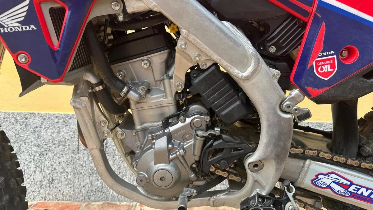 Honda CRF 250RX Enduro (2022)  (4)