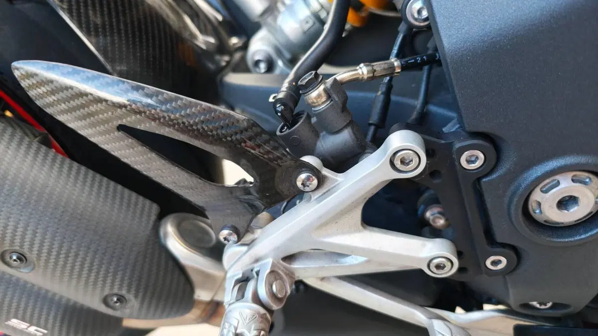 Triumph Speed Triple 1200 RS (2021 - 24)  (18)