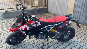 Ducati Hypermotard 950 RVE (2020) 