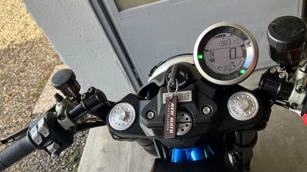 Ducati Scrambler 800 Cafè Racer (2017 - 21)  (13)