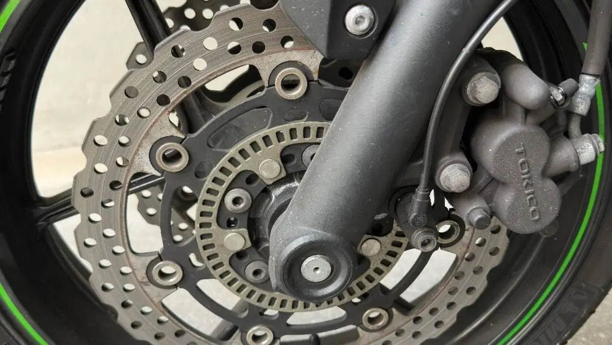 Kawasaki ER-6N ABS (2012 - 16)  (10)