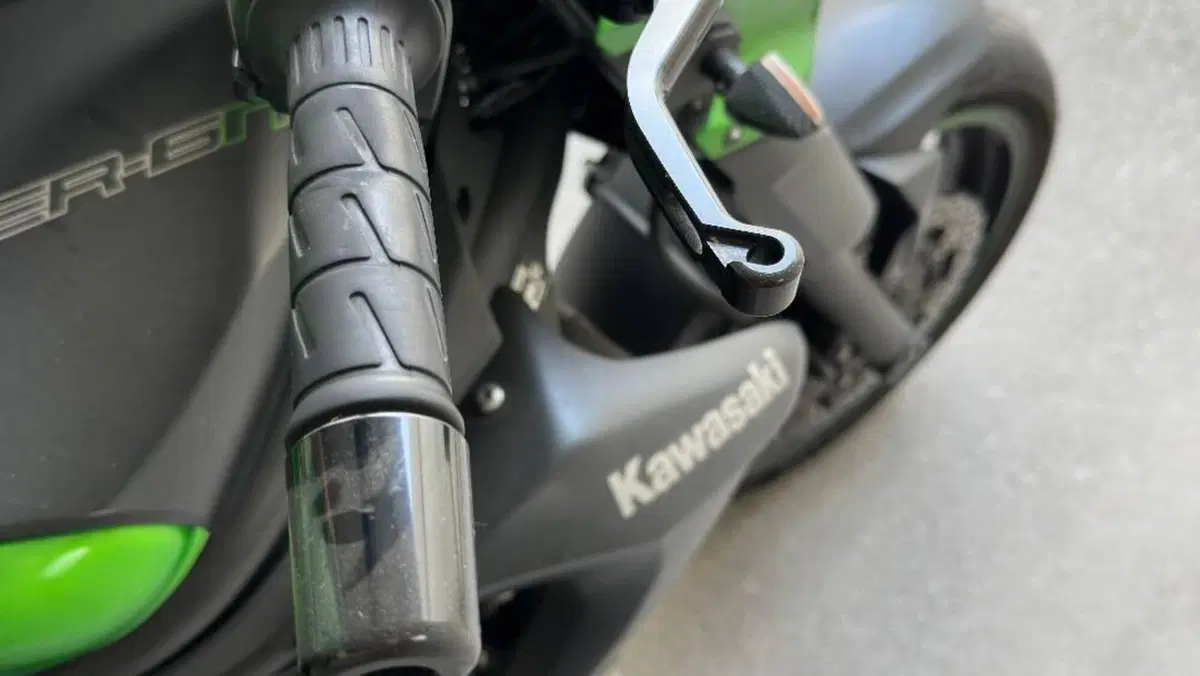Kawasaki ER-6N ABS (2012 - 16)  (12)