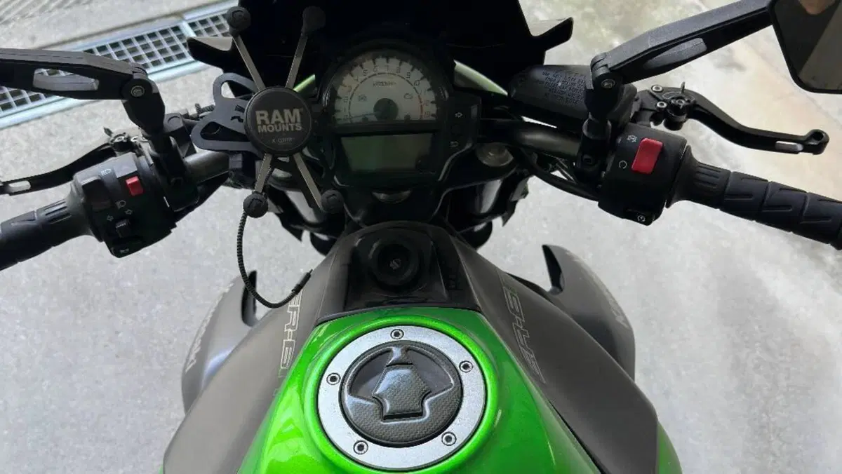 Kawasaki ER-6N ABS (2012 - 16)  (3)