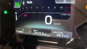 Yamaha MT-07 Y-AMT (2025 - 26)  (4)