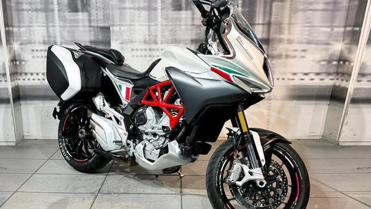 MV Agusta Turismo Veloce 800 Lusso (2014 - 16) 