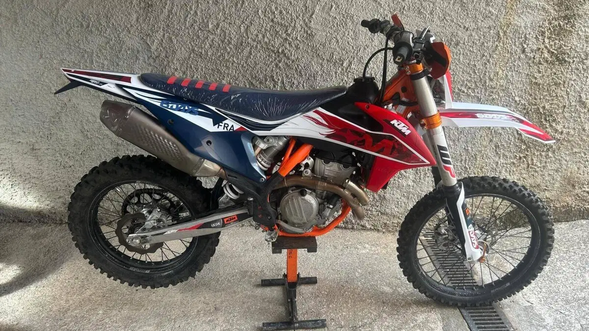KTM 350 EXC-F Six Days (2023)  (6)