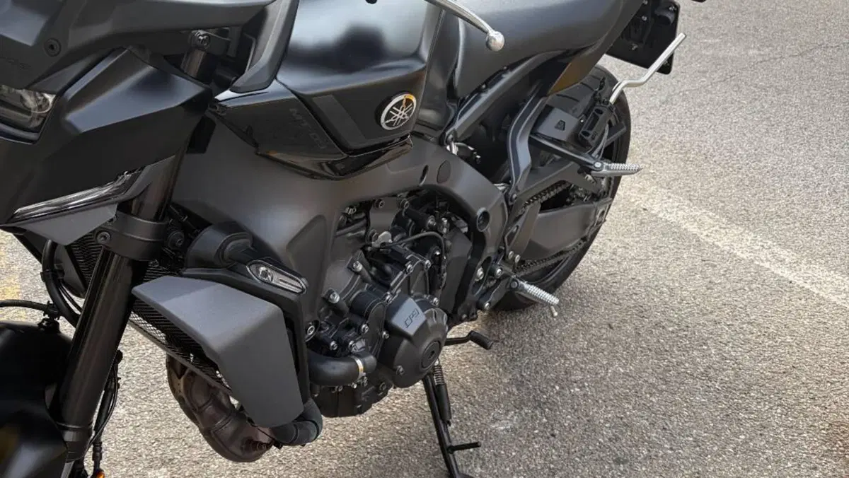 Yamaha MT-09 (2024 - 26)  (2)