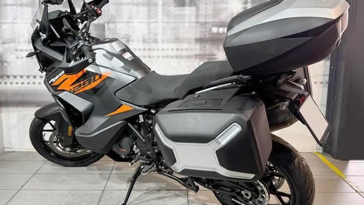 KTM 1290 Super Adventure S (2021 - 25)  (2)