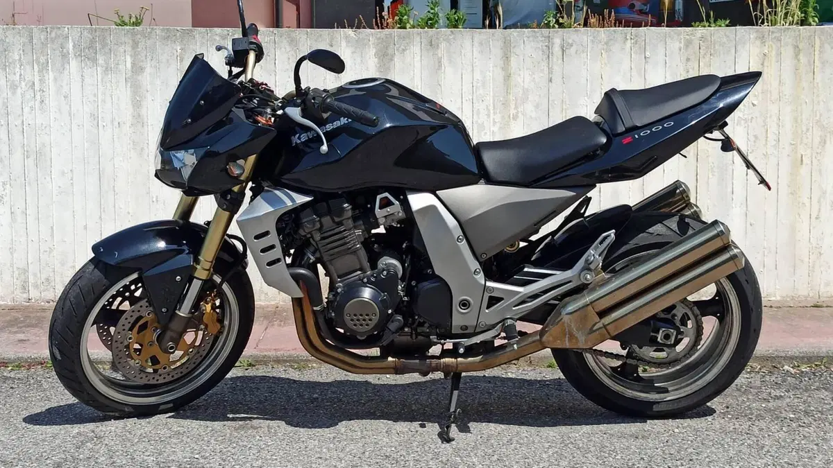 Kawasaki Z 1000 (2003 - 06)  (8)