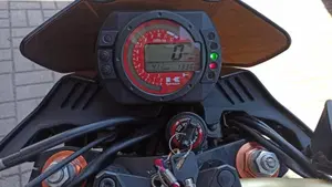 Kawasaki Z 1000 (2003 - 06)  (10)