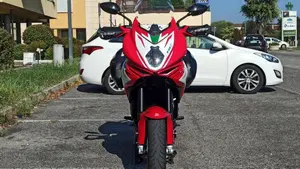 MV Agusta Turismo Veloce 800 RC SCS (2022 - 26)  (8)