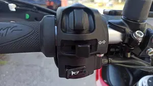 MV Agusta Turismo Veloce 800 RC SCS (2022 - 26)  (14)