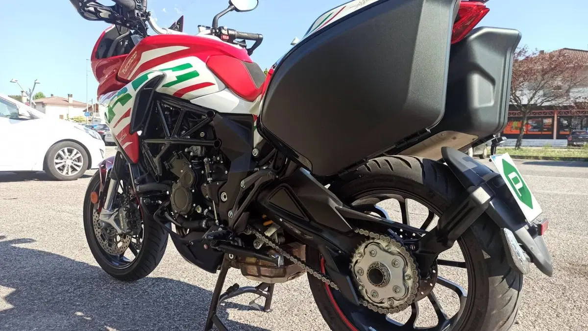 MV Agusta Turismo Veloce 800 RC SCS (2022 - 26)  (17)