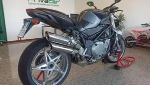 MV Agusta Brutale 750 S (2002 - 06)  (2)