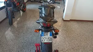 MV Agusta Brutale 750 S (2002 - 06)  (3)