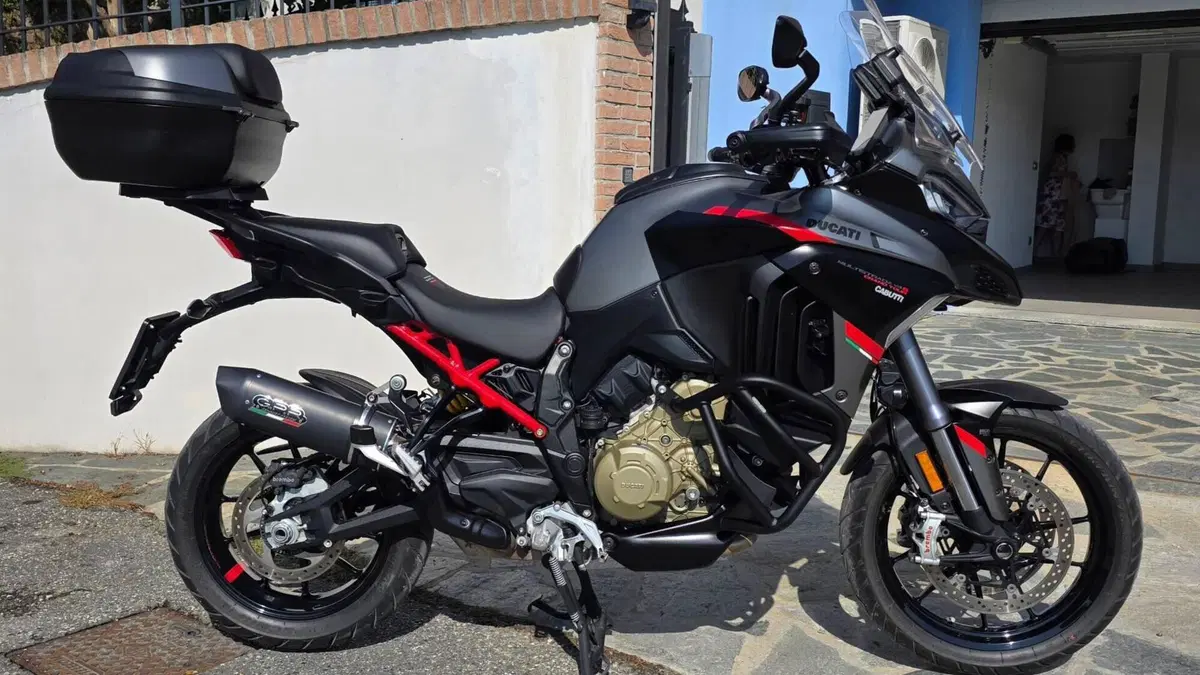 Ducati Multistrada V4 S Grand Tour (2024)  (5)