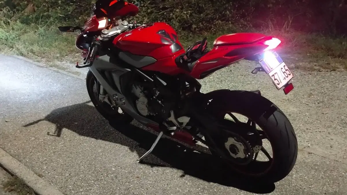 MV Agusta F3 675 (2011 - 15)  (3)