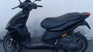 Piaggio NRG 50 Power Pure Jet 