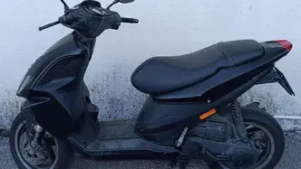 Piaggio NRG 50 Power Pure Jet usata