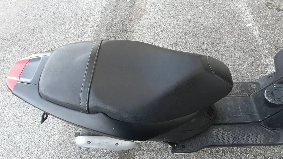 Piaggio NRG 50 Power Pure Jet  (6)