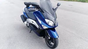 Yamaha T-Max 500 (2001 - 03)  (4)