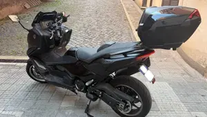 Yamaha T-Max 560 Tech Max (2025 - 26)  (3)