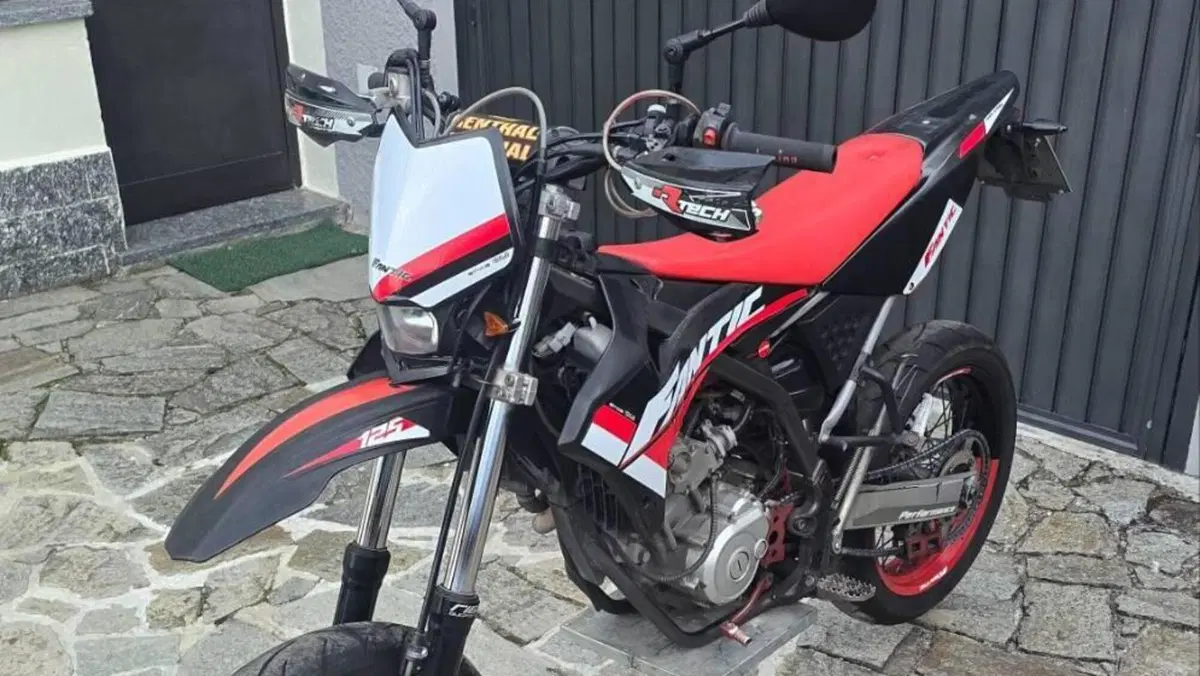 Fantic Motor Motard 125 M Performance 4t (2017)  (4)