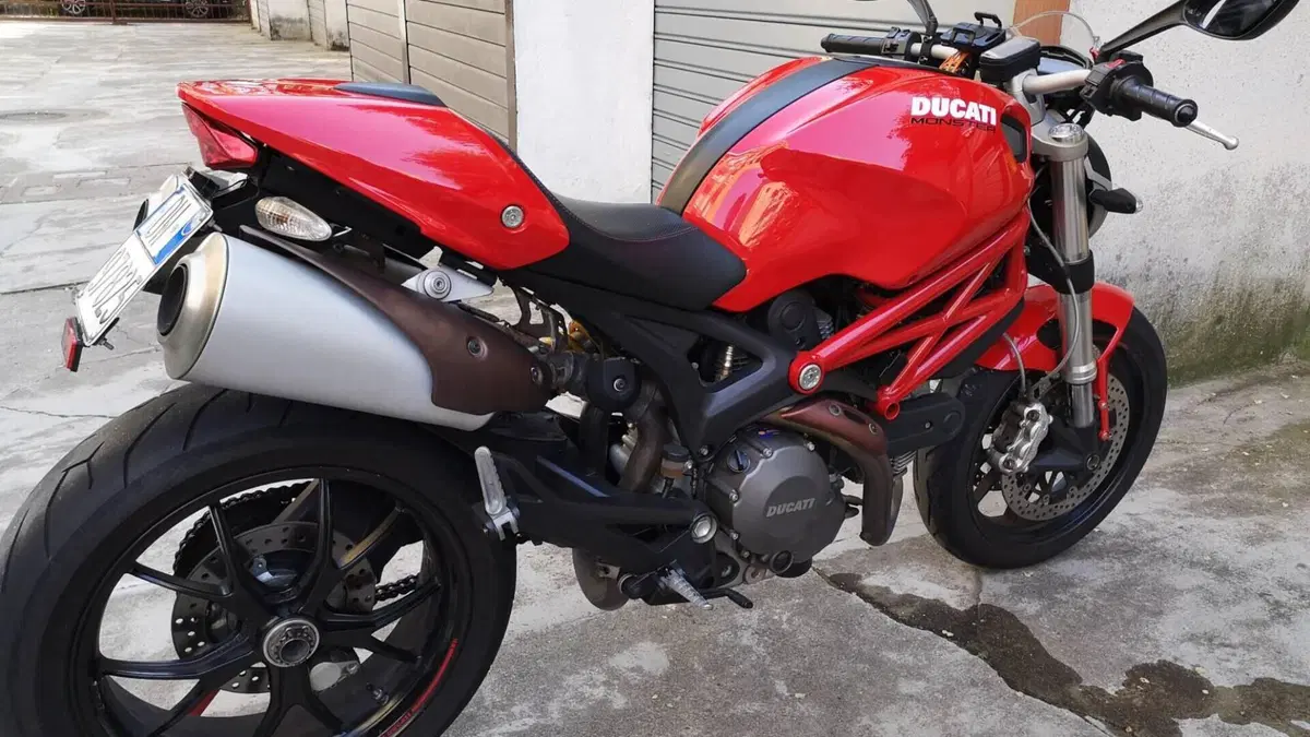 Ducati Monster 796 (2010 - 13)  (3)
