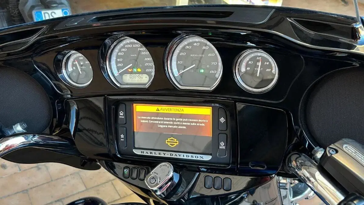 Harley-Davidson 107 Electra Glide Ultra Limited (2017 - 18) - FLHTK  (13)
