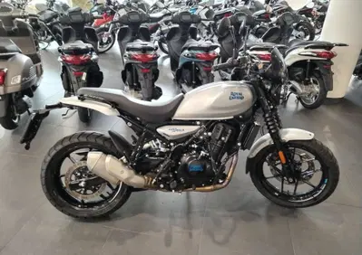 Royal Enfield Guerrilla 450 (2024 - 26) - Annuncio 10117387