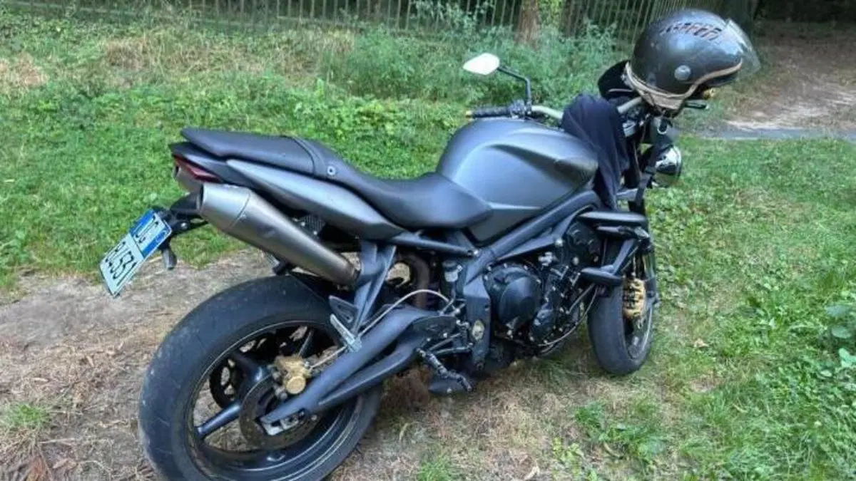 Triumph Street Triple R (2009 - 12) 