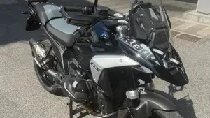 Bmw R 1300 GS Triple Black (2023 - 26)  (3)