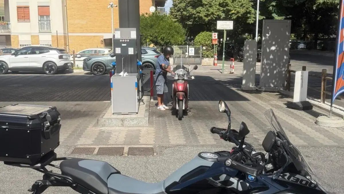 Bmw R 1300 GS Triple Black (2023 - 26)  (4)