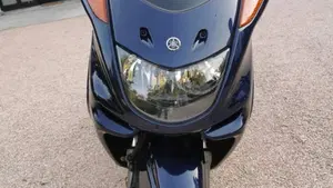 Yamaha Majesty 250 (1999 - 06)  (3)