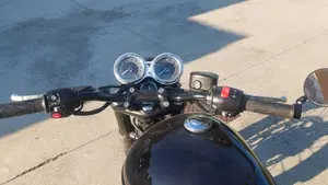 Triumph Bonneville T100 Black (2017 - 20)  (5)