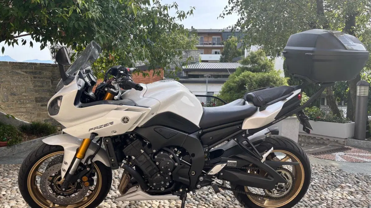 Yamaha Fazer 8 (2010 - 16) 