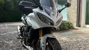 Yamaha Fazer 8 (2010 - 16)  (2)