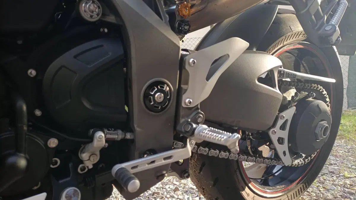 Triumph Speed Triple 1050 RS (2018 - 20)  (8)
