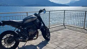 Yamaha XSR 700 ABS (2016 - 20)  (2)