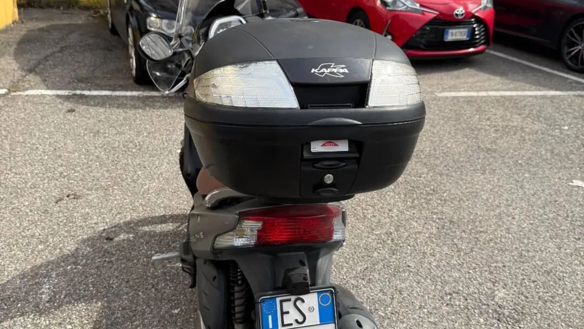 Kymco Agility 125 R16 + (2017 - 20)  (3)