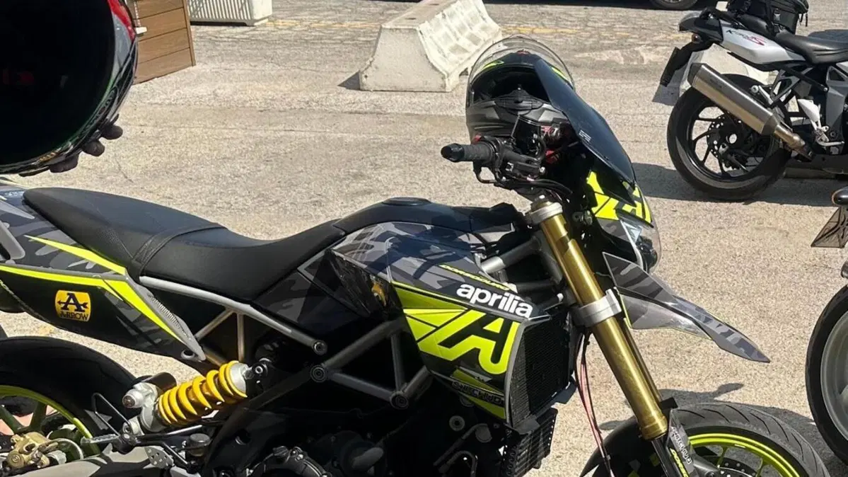 Aprilia Dorsoduro 1200 ABS (2012 - 15)  (3)