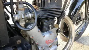 Royal Enfield   (4)