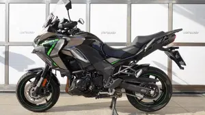 Kawasaki Versys 1100 SE Tourer (2025 - 26)  (3)