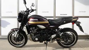 Kawasaki Z 900 RS (2026 - 27)  (3)