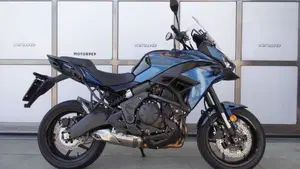 Kawasaki Versys 650 (2025 - 26)  (2)