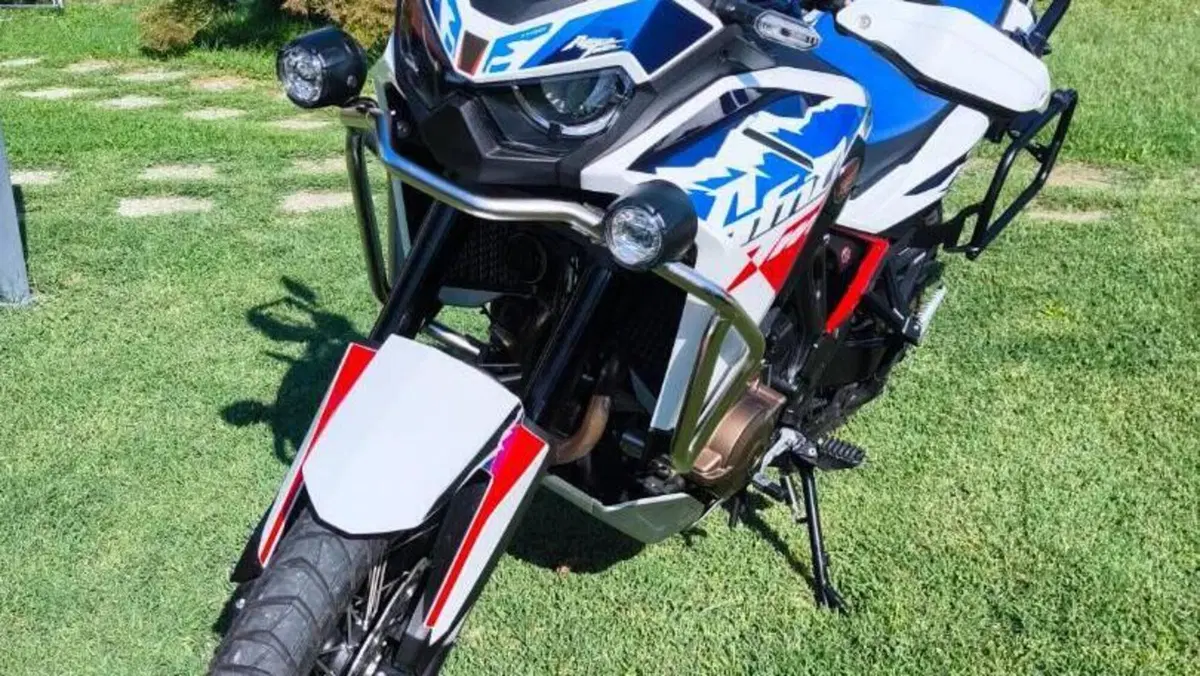Honda Africa Twin CRF 1100L ES (2024 - 26)  (5)