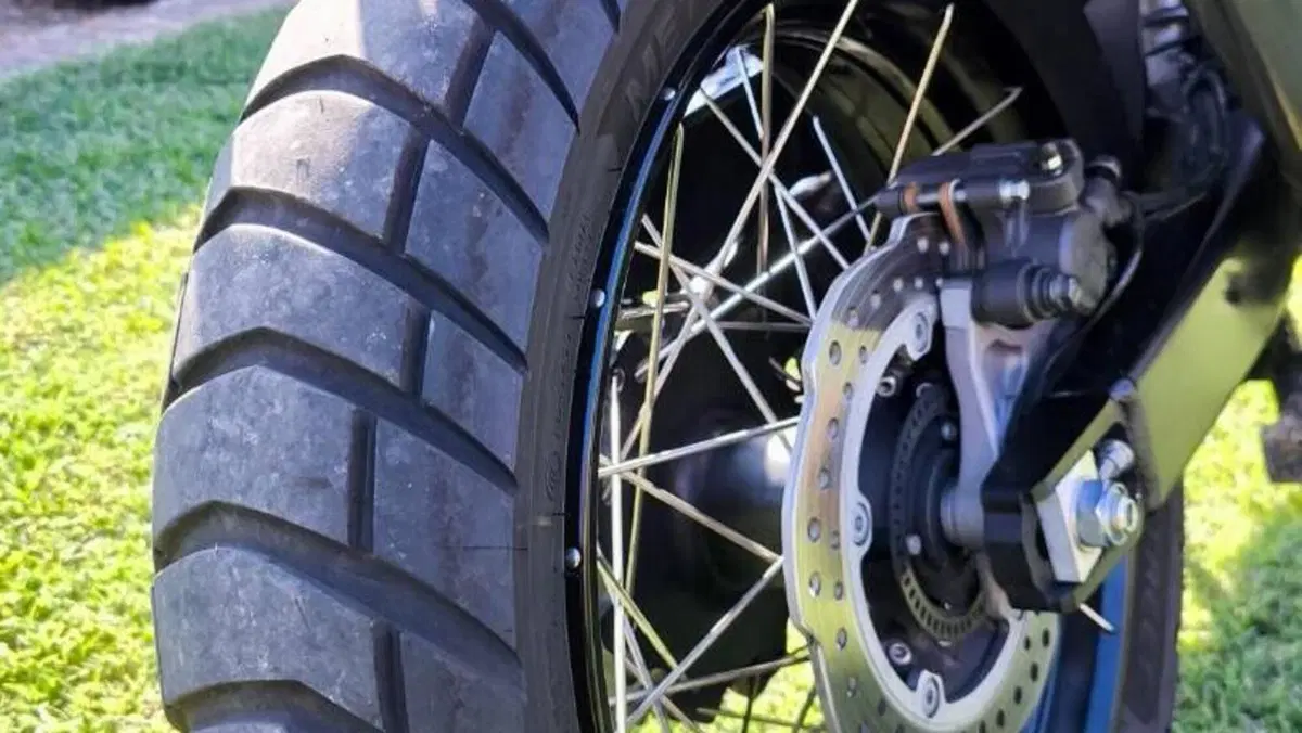 Honda Africa Twin CRF 1100L ES (2024 - 26)  (8)