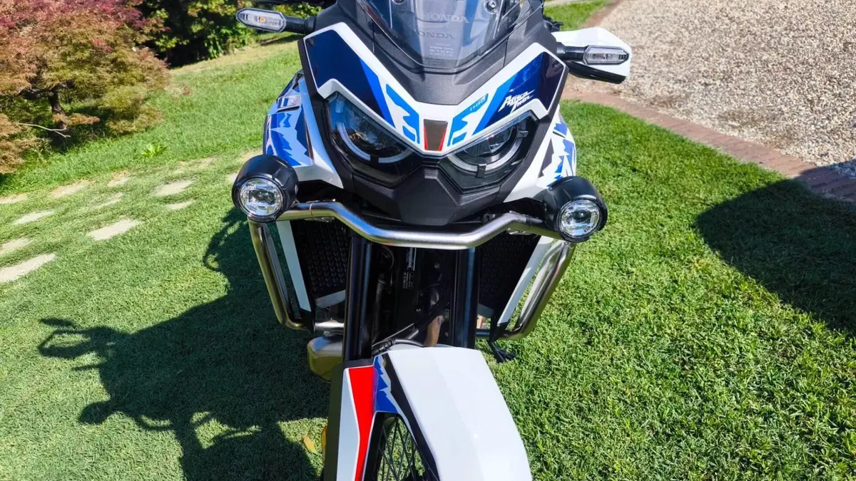 Honda Africa Twin CRF 1100L ES (2024 - 26)  (10)
