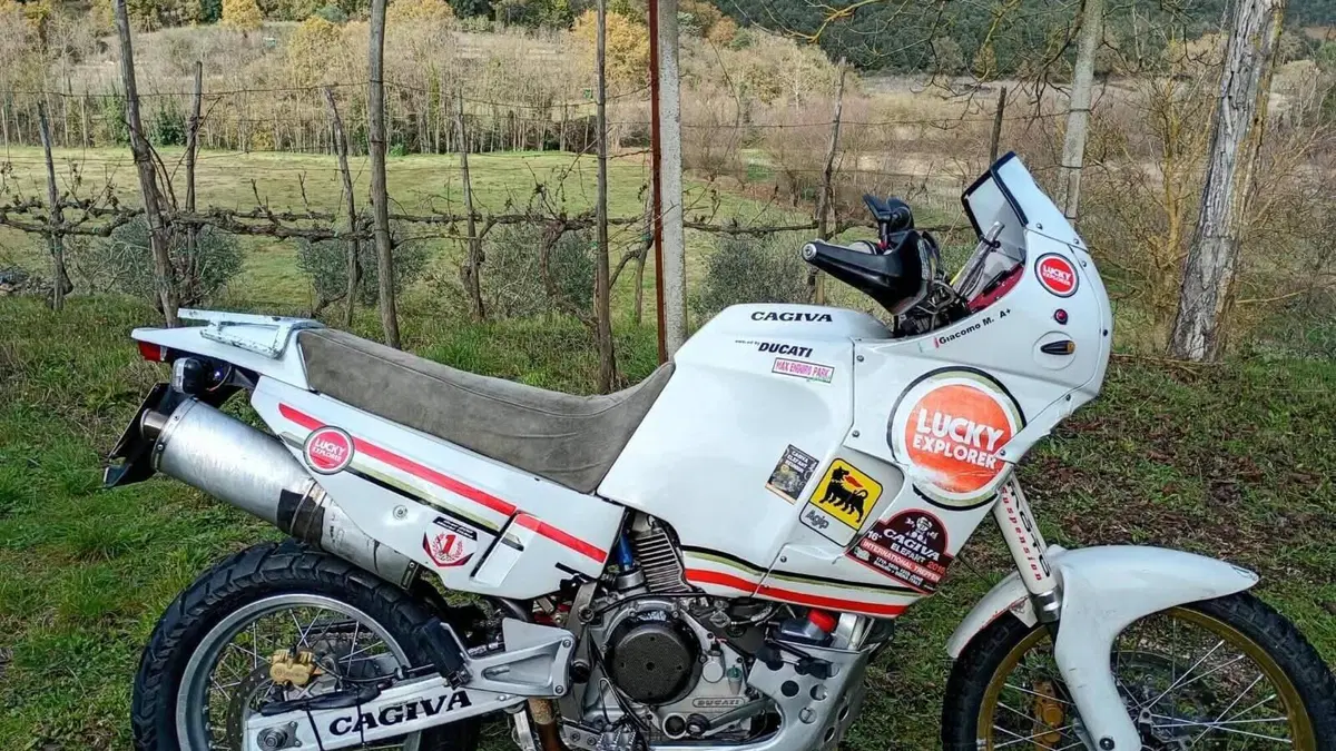 Cagiva Elefant 900 AC (1993 - 98)  (2)