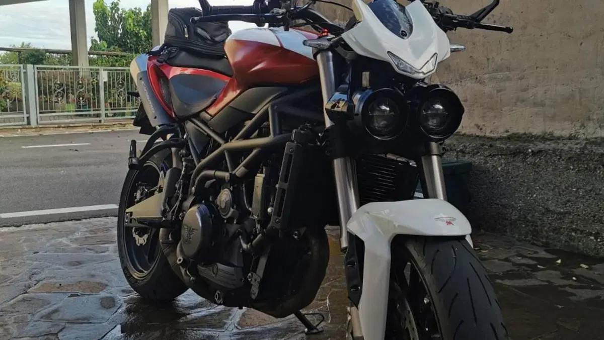 Moto Morini Corsaro 1200 ZZ (2017 - 21)  (2)